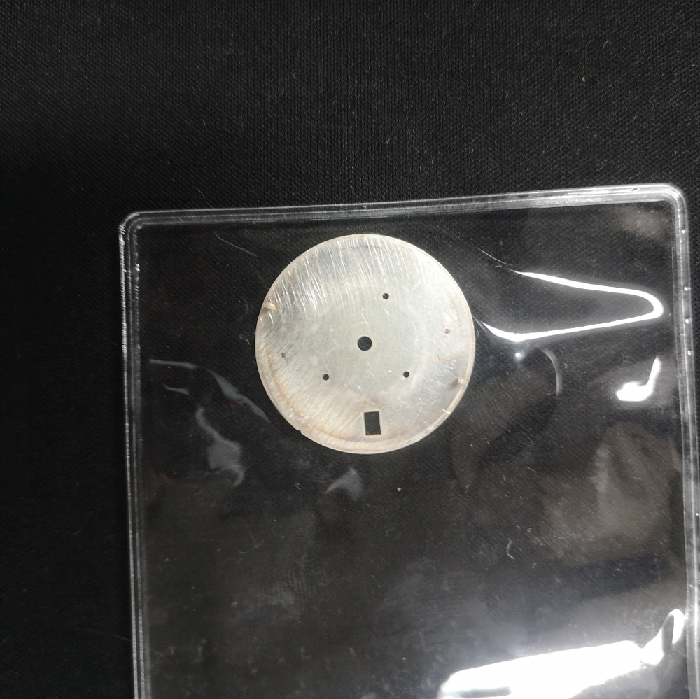 Vicence chrono dial part numeral 14kt - Picture 2 of 2